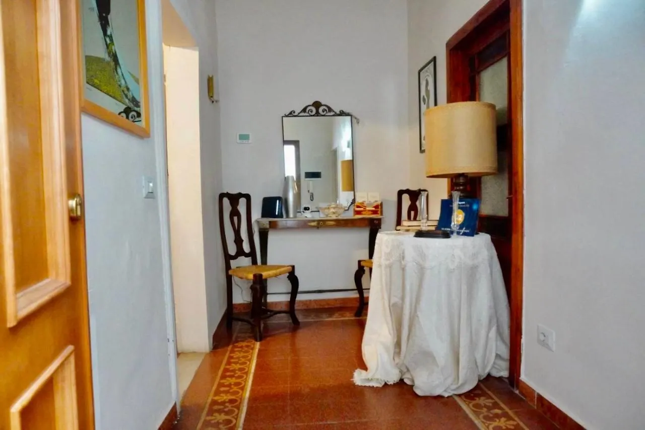 Guest house Suite Apartament Montevarchi
