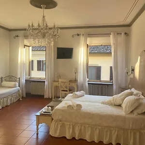 Palazzo Mari & Montevarchi